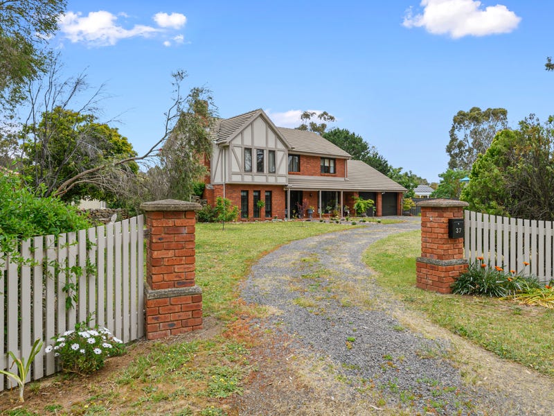 Real Estate & Property for Sale in Violet Town, VIC 3669