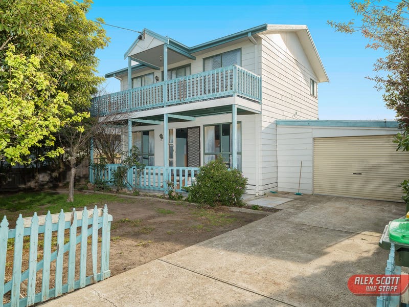 12 LANSELL ROAD, Cowes, Vic 3922 Property Details