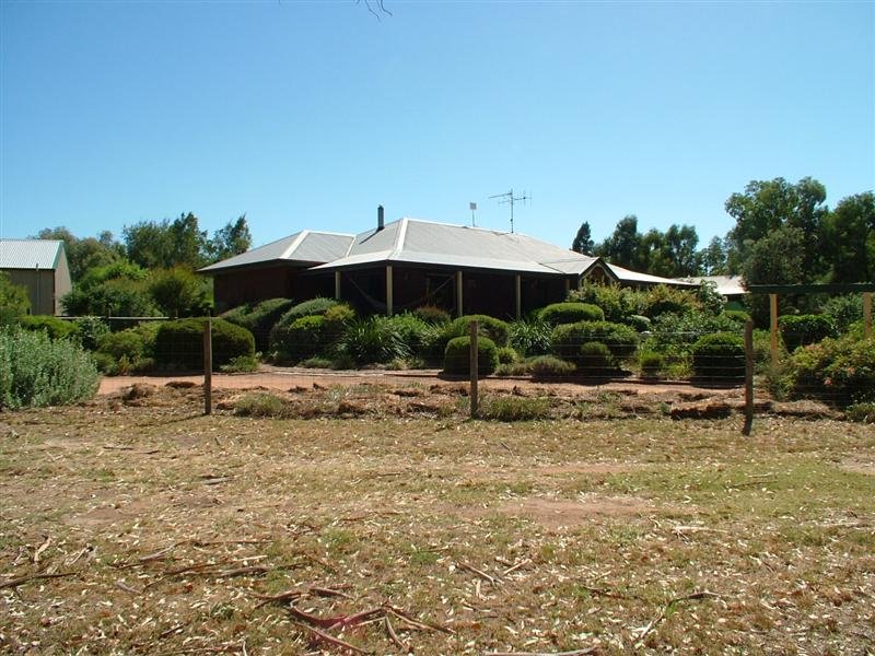 11L Debeaufort Drive, Dubbo, NSW 2830 Property Details