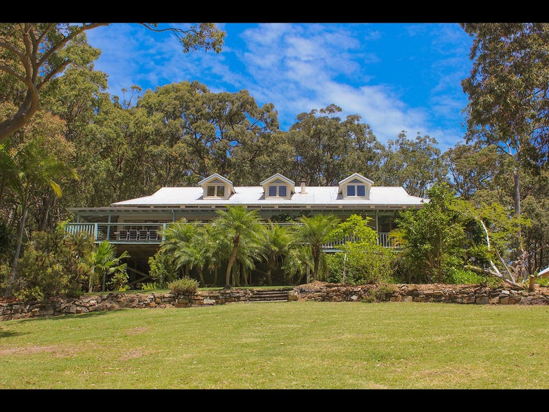 Houses for Sale in Blueys Beach, NSW 2428