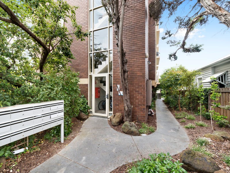 1/1 Ruabon Road, Toorak, VIC 3142