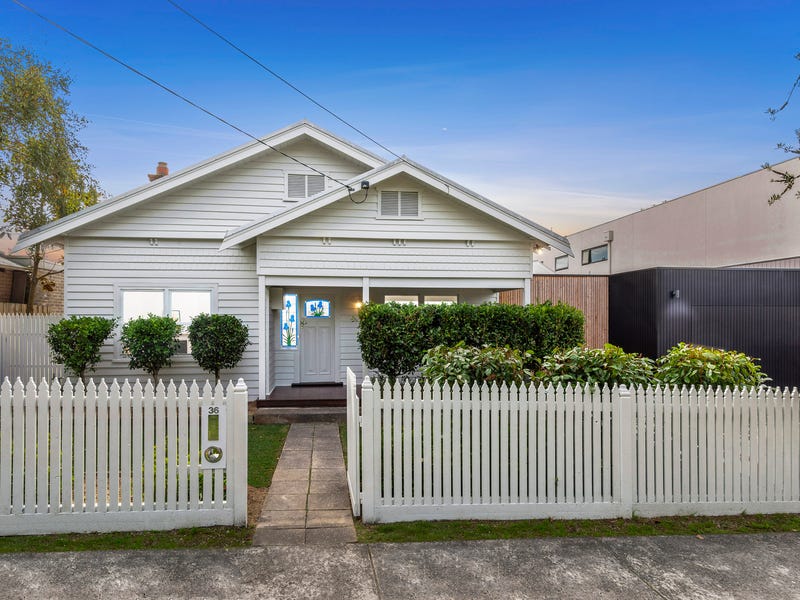 36 Roxby Street, Manifold Heights, VIC 3218