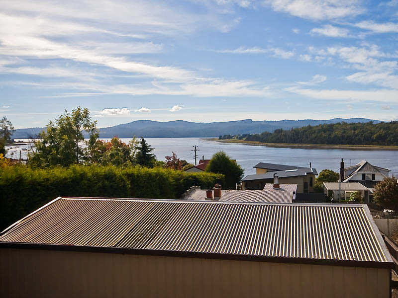 105 Gravelly Beach Road, Blackwall, TAS 7275