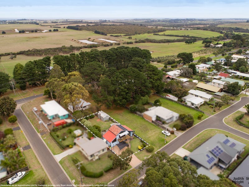 39 Hallway Drive, Wimbledon Heights, Vic 3922 Property Details