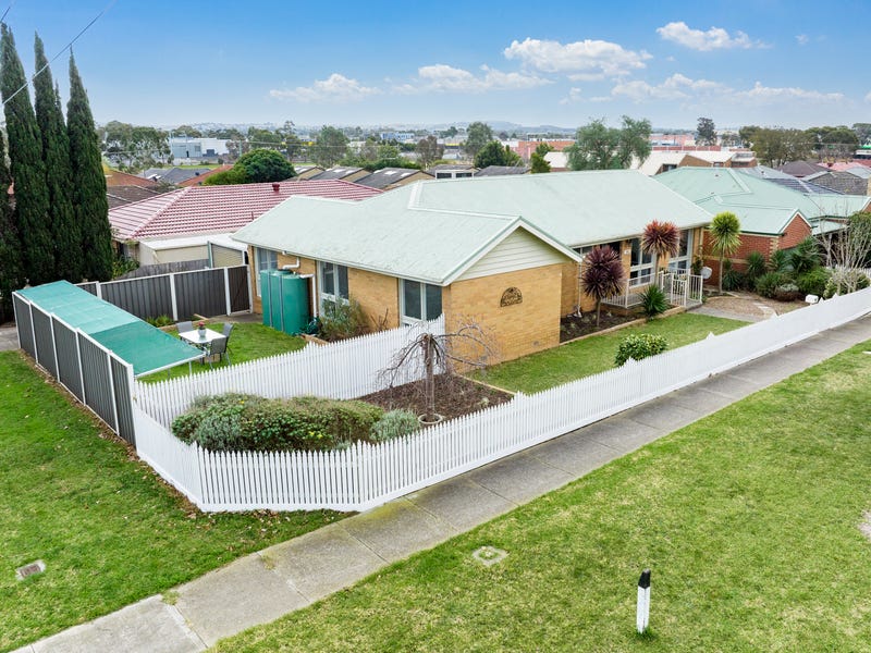 180 O'Shanassy Street, Sunbury, Vic 3429 - Property Details