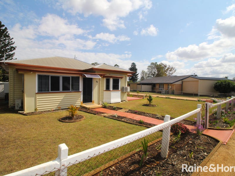 33 Hodge Street, Kingaroy, Qld 4610 Property Details