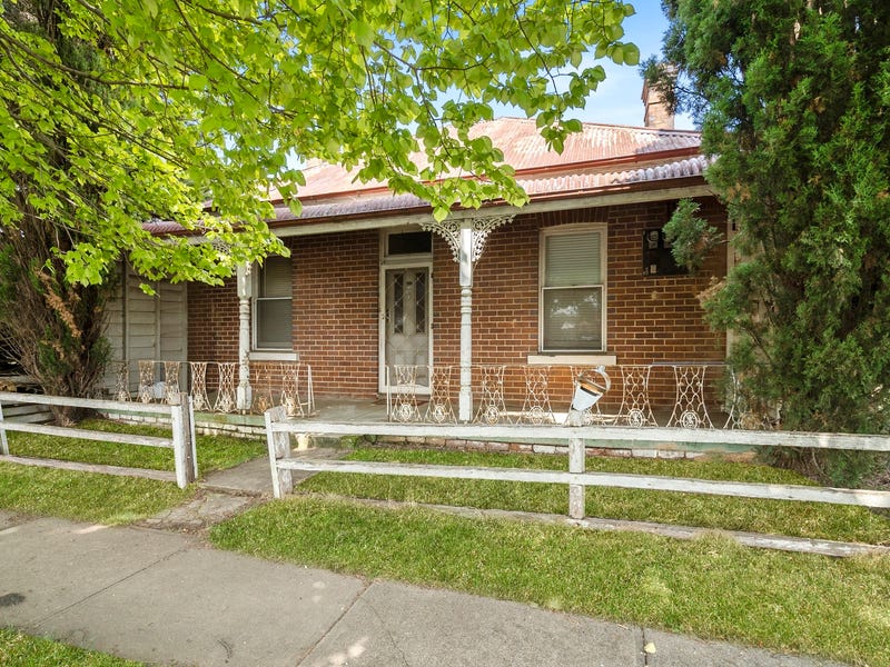 215 Goulburn Street, Crookwell, NSW 2583 Property Details
