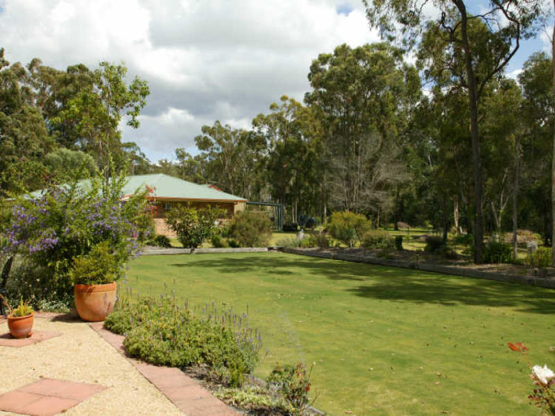 6 Brolga Drive, Gulmarrad, NSW 2463 Property Details