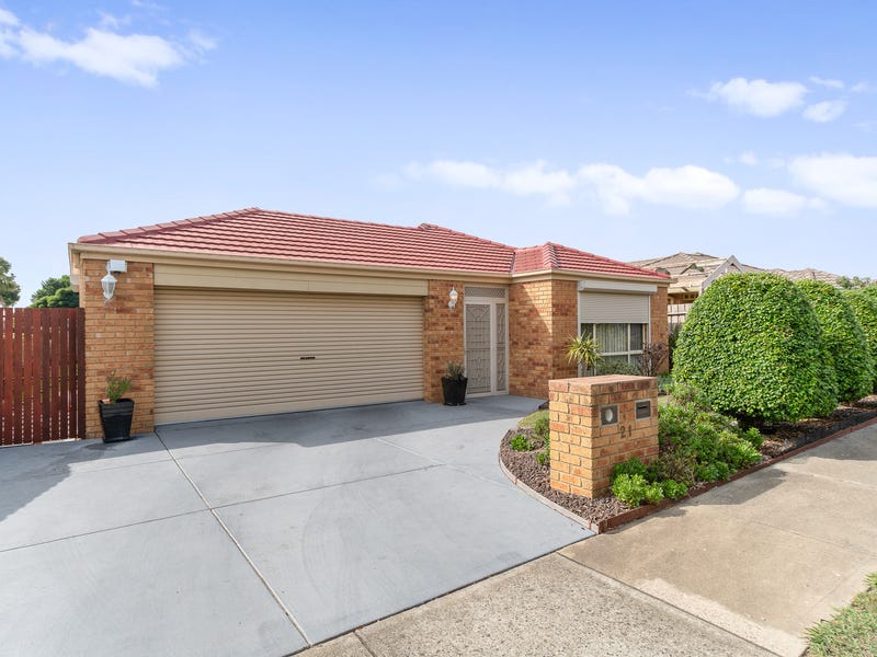 21 John Wedge Wynd, Skye, VIC 3977