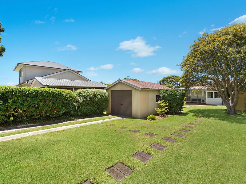 5 Chamberlain Avenue, Caringbah, NSW 2229 Property Details
