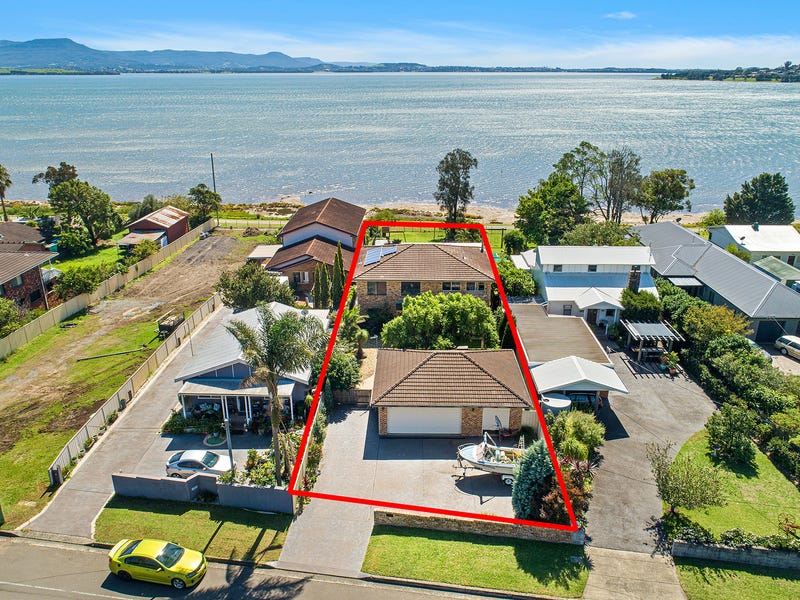 117 The Boulevarde, Oak Flats, NSW 2529 House for Sale