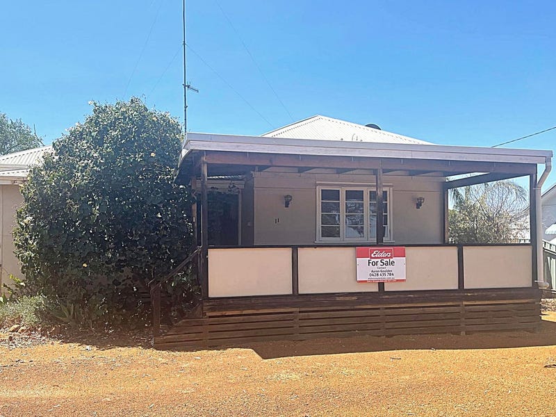 11 Martin Street, Wongan Hills, WA 6603