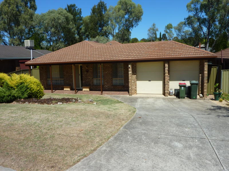 3 clyde court christie downs sale