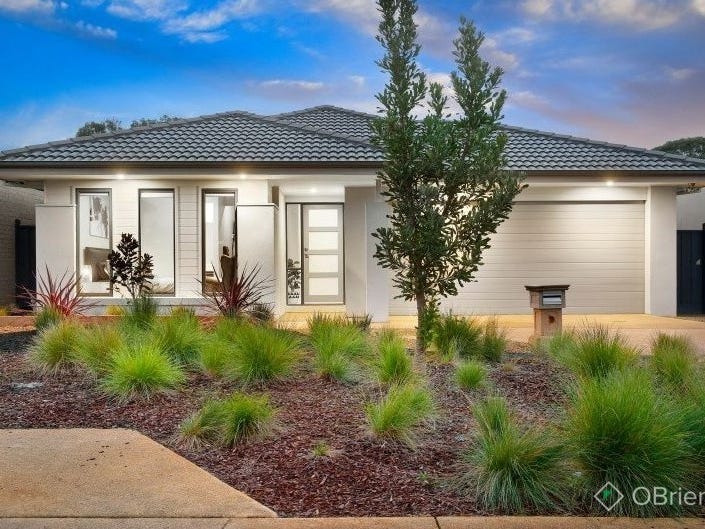 20/2 Barton Drive, Sandhurst, VIC 3977