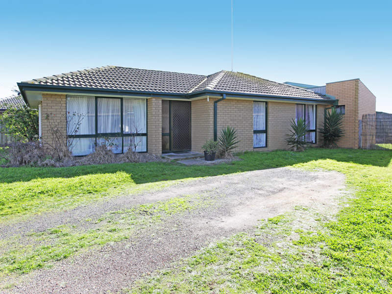 18 Church Street, Grovedale, Vic 3216 Property Details