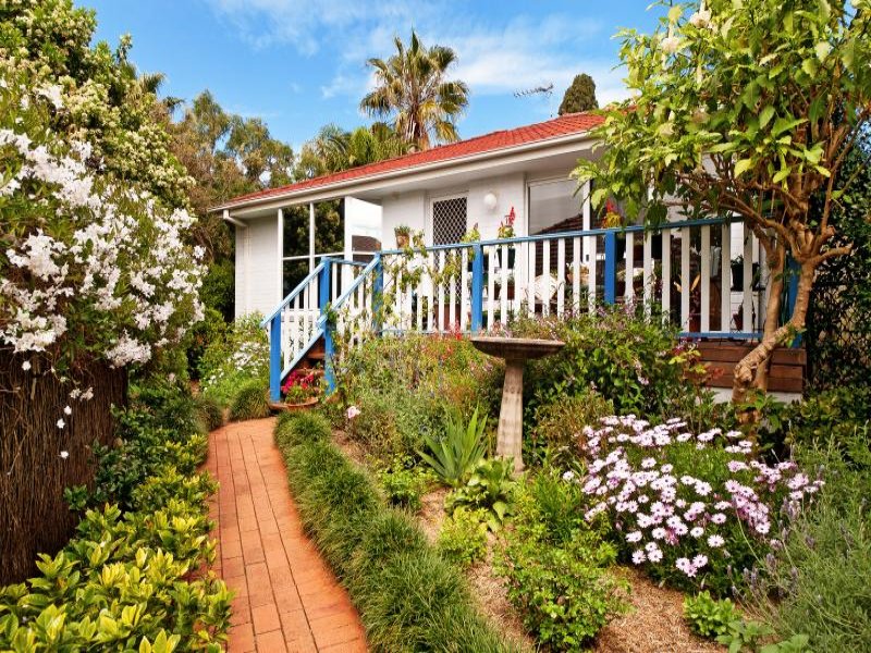 1A Macmillan Street, Seaforth, NSW 2092