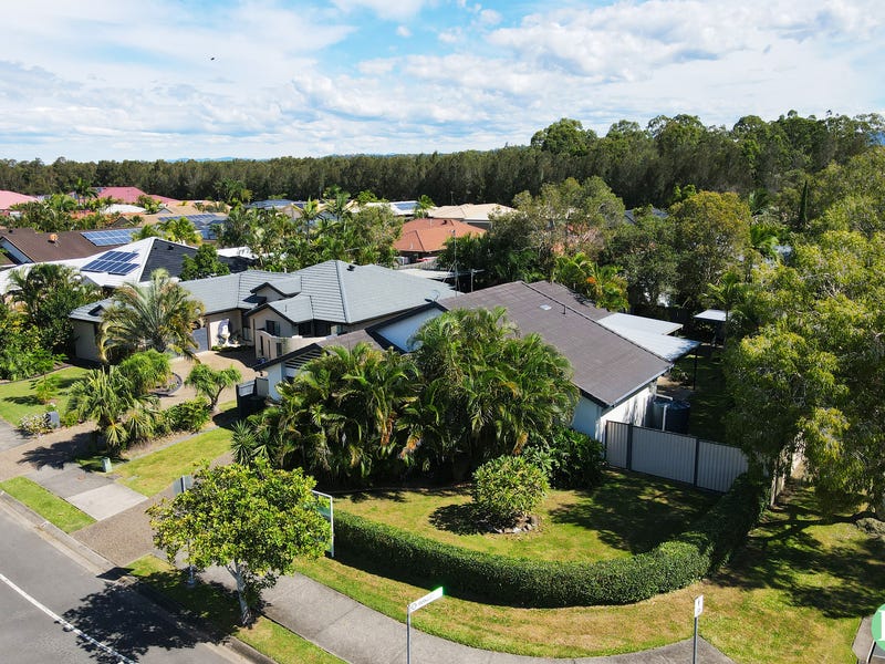 157 Monterey Keys Drive, Helensvale, Qld 4212
