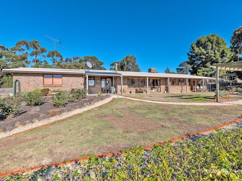 33 Thomson Street, Shelford, Vic 3329 Property Details