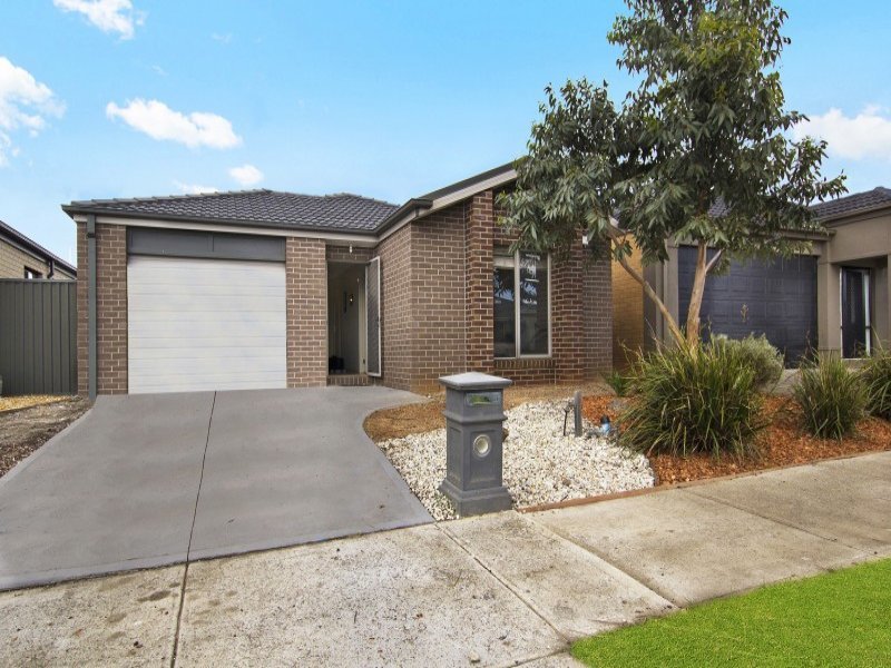 48 Park Way, Deer Park, VIC 3023