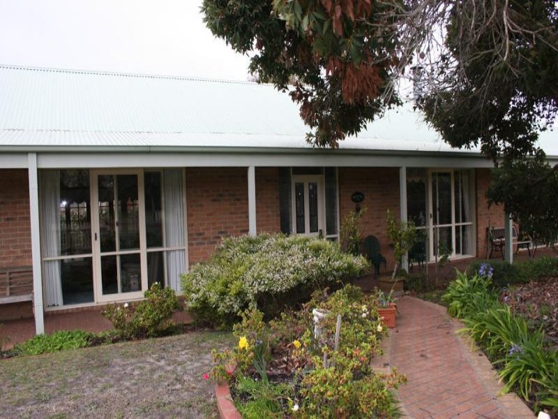 9 Woodside Avenue, Frankston South, VIC 3199