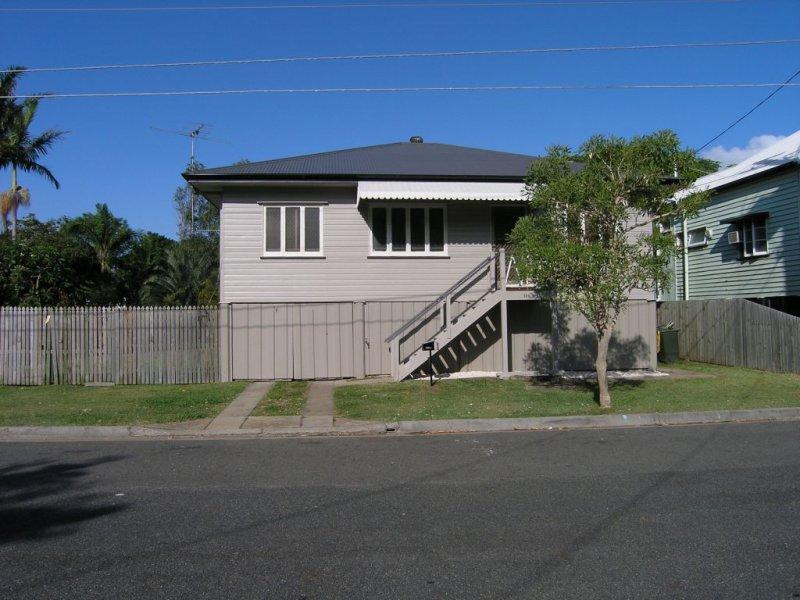 106 GRIFFITH STREET, Sandgate, Qld 4017 Property Details