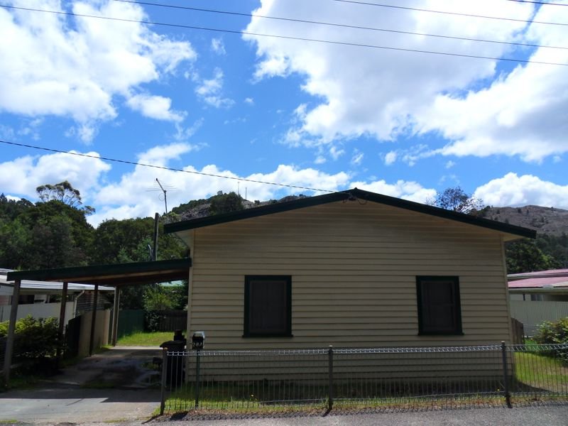 2/8B Wilsdon Street, Queenstown, Tas 7467 Property Details