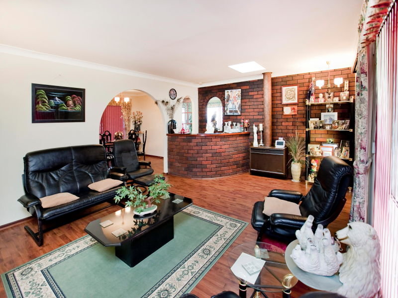 15 Walkington Way, Eden Hill, WA 6054