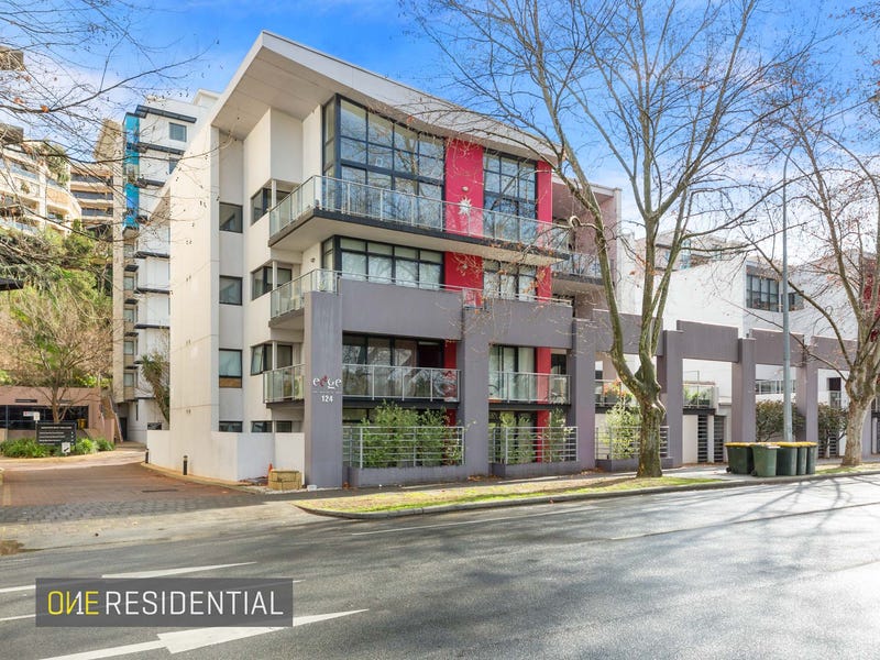 15/124 Mounts Bay Road, Perth, WA 6000 Property Details
