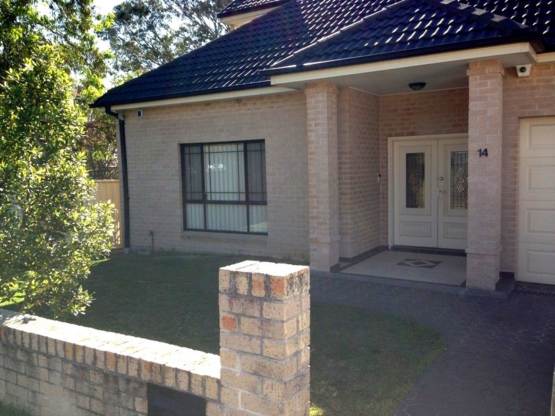 14 Prospect Lane, Carlton, NSW 2218