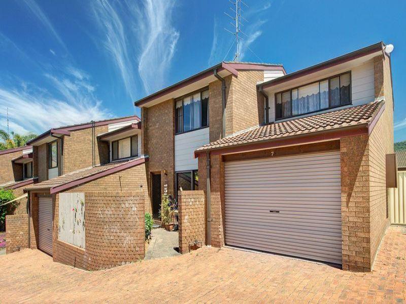 7/61 Campbell St, Woonona, NSW 2517 Property Details