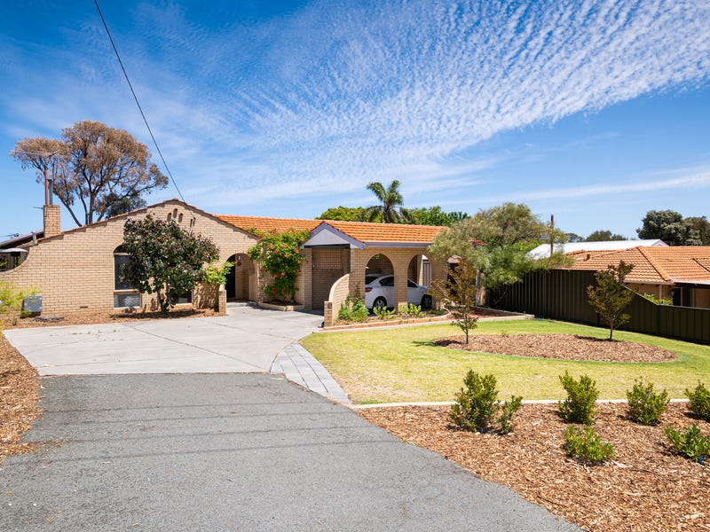 5 Young Place, Padbury, WA 6025 House for Sale