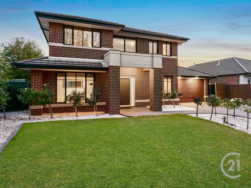 36 Botanic Drive, Pakenham, Vic 3810 Property Details