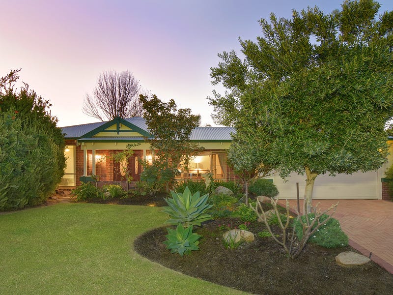 24 Castlegate Way, Woodvale, WA 6026 - Property Details