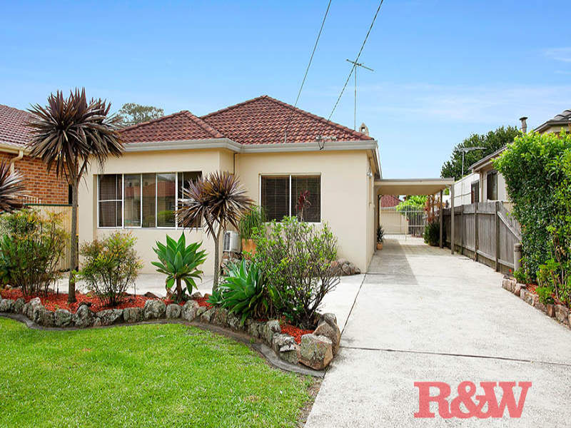 10 Shenstone Road, Riverwood, NSW 2210