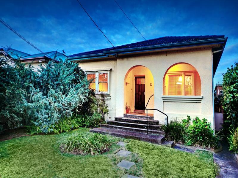 8 Blanche Street, Elsternwick, Vic 3185 Property Details