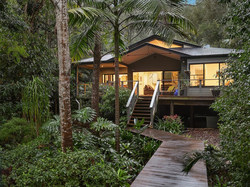 55 Crystal Avenue, Pearl Beach, NSW 2256 Property Details