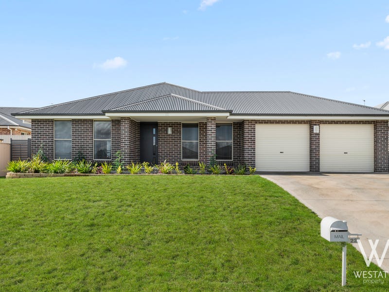 22 Graham Drive, Kelso, NSW 2795 Property Details