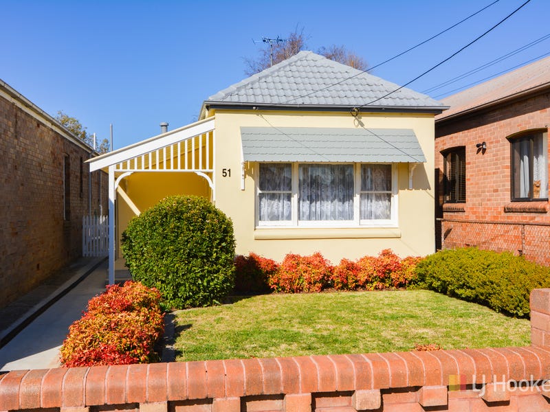 51 Calero Street, Lithgow, NSW 2790