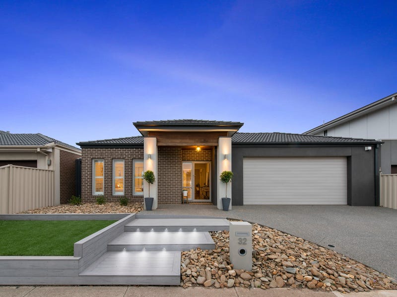 32 Beattys Road, Hillside, Vic 3037 - realestate.com.au 32 Beattys Road, Hillside, Vic 3037 - realestate.com.au