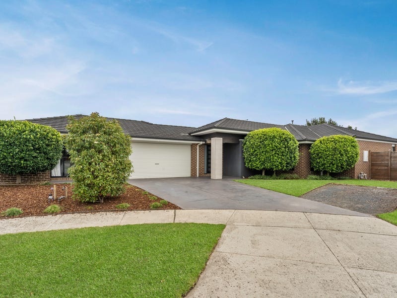 6 Pipit Close, Pakenham, Vic 3810 Property Details