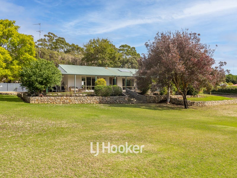 8 Ietto Way, Harvey, WA 6220