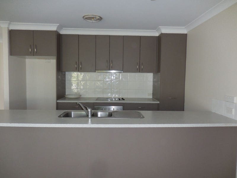 2/14 Cardwell Street, Upper Coomera, QLD 4209