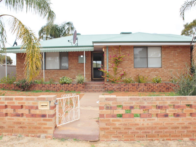 27 Goldfields Rd, Dowerin, WA 6461 Property Details