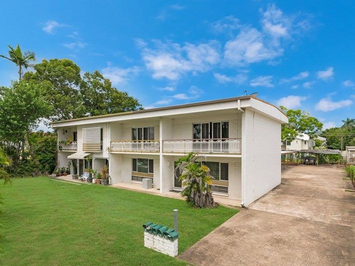 2/4 Goldring Street, Hermit Park, Qld 4812