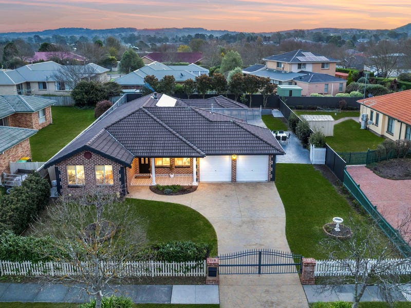 42 BOARDMAN ROAD, Bowral, NSW 2576 House for Sale