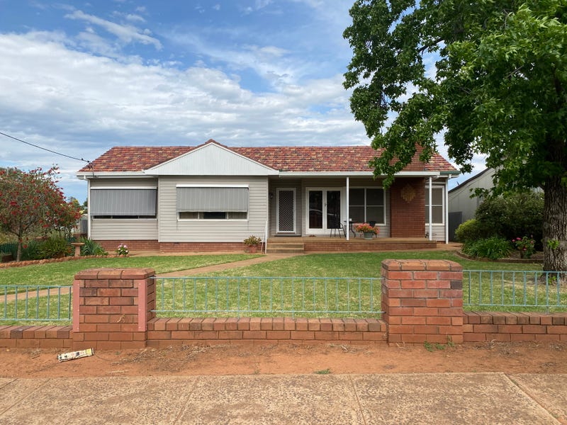 38 Hill Street, Parkes, NSW 2870