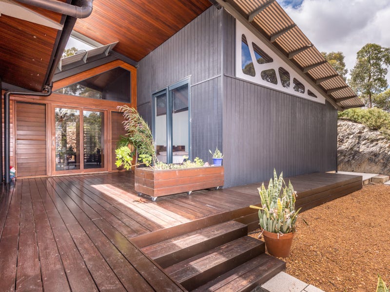 9 Broadgrounds Pl, Toodyay, WA 6566 Property Details