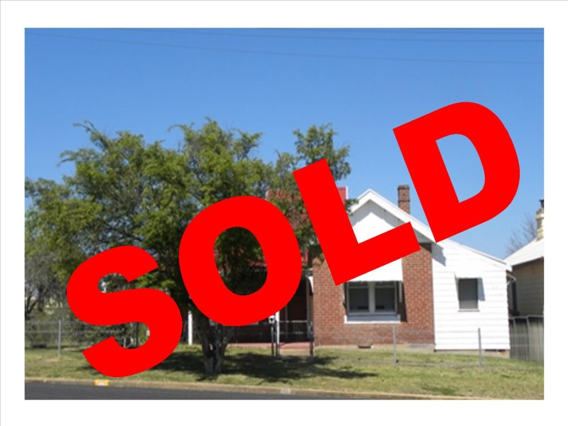 33 BROUGHAM STREET, Cowra, NSW 2794 Property Details