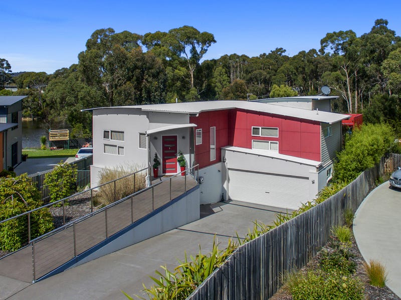 55 Staff Rd, Electrona, Tas 7054 - Property Details