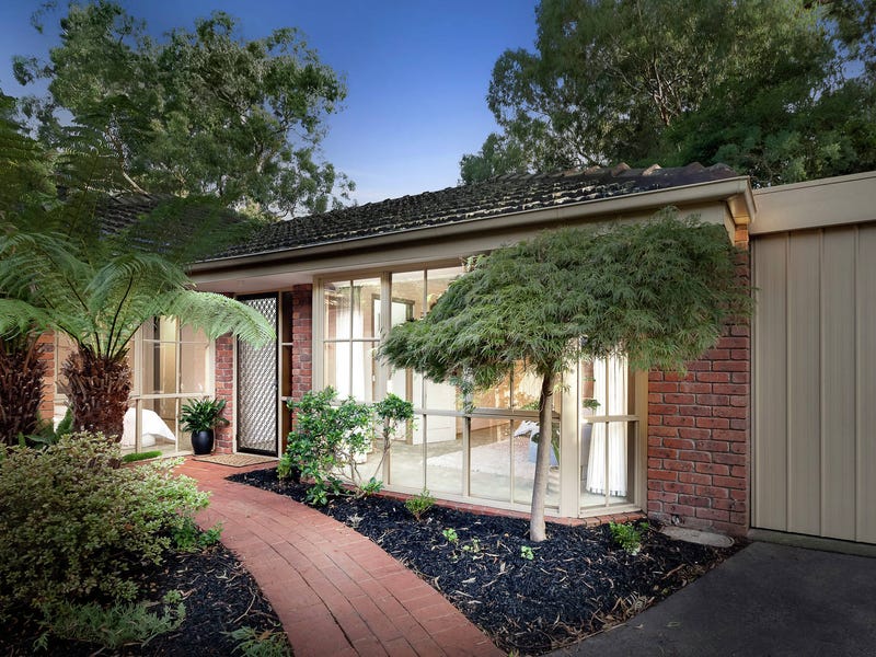 2/44 Naughton Grove, Blackburn, Vic 3130 Property Details